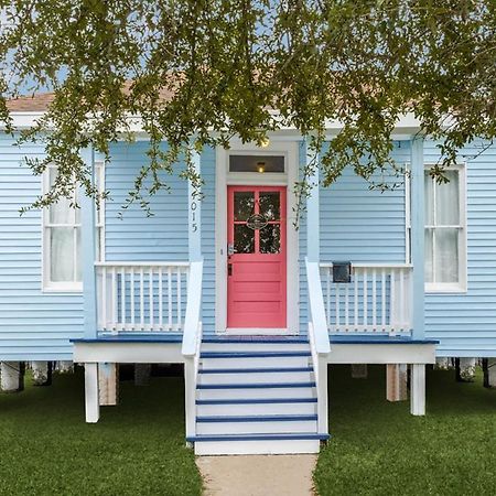 Cozy Sea Breeze Bungalow - 2 Mins To The Beach Galveston Eksteriør bilde